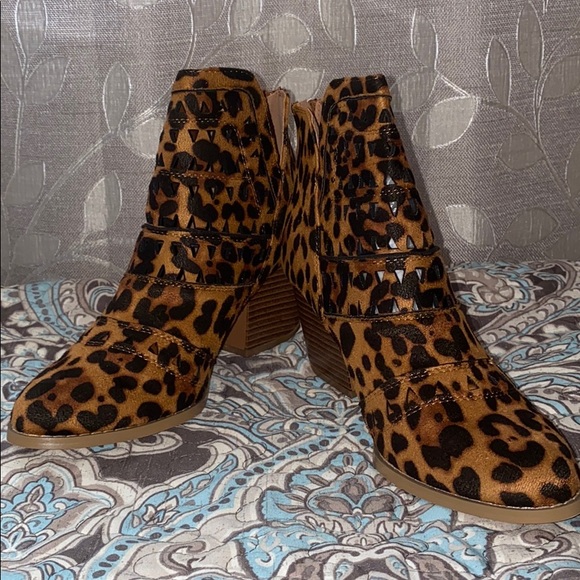 wild g leopard shoes